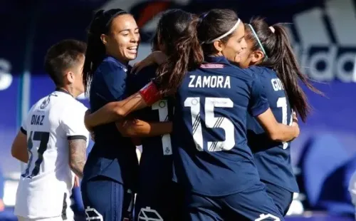 Universidad de Chile se quedó con el superclásico femenino del Transición
