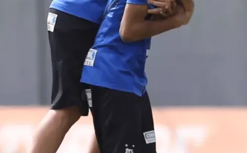 Saludo de Montillo a Neymar