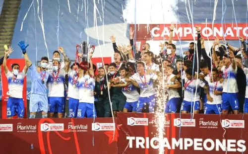 La UC se unión a Magallanes, Colo Colo y la U como los únicos equipos chilenos en ser tricampeones.