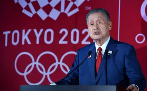 Mori, de 83 años, criticó a las mujeres por ‘hablar mucho’.
