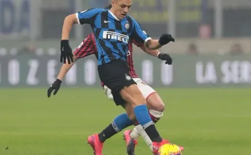Alexsi Sánchez se prepara para un nuevo Derby della Madonnina, el que puede ser vital para el Inter. (Foto: Getty)