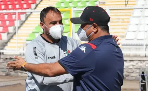 José Luis Sierra y Ronald Fuentes fueron los dos chilenos que más cerca de la Roja estuvieron. Sin embargo, la ANFP optó por Martín Lasarte. Foto: Agencia Uno
