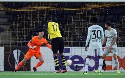 Una verdadera guerra de goles hubo en el encuentro de ida. Foto: Getty.