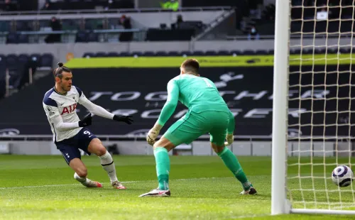 Bale marcó un doblete para los Spurs.