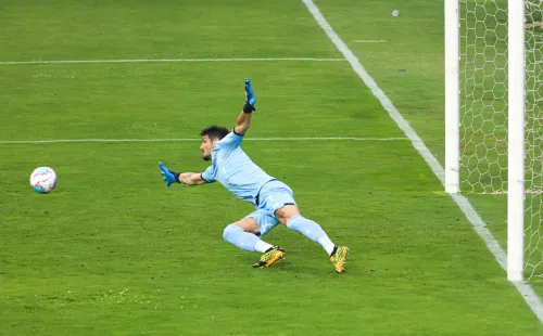 Dituro ganó el premio por paliza, logrando el 42,8% de los votosemitidos.