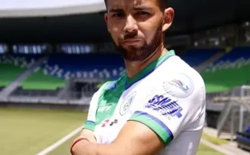 Francisco Ayala deja Deportes Puerto Montt para reforzar a Cobresal. Foto: Twitter