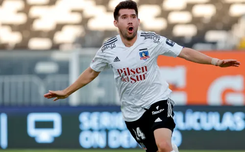 Fuentes seguirá en Colo Colo por toda la temporada 2021. Foto: Agencia Uno