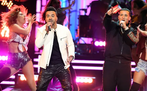 Luis Fonsi y Daddy Yankee en los Grammy's