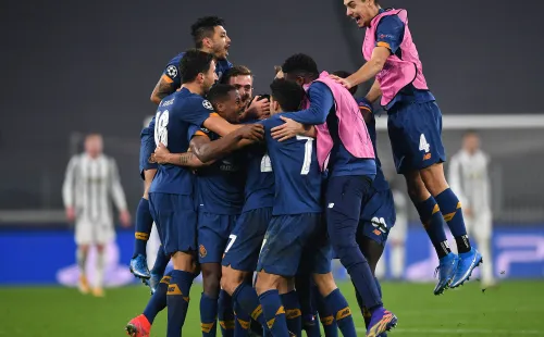 Porto celebró en el tiempo extra y se clasificó a cuartos de final. Foto: Getty Images