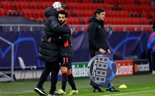 Con Salah como una pieza clave, el Liverpool dio el primer golpe en al ida. Foto: Getty.