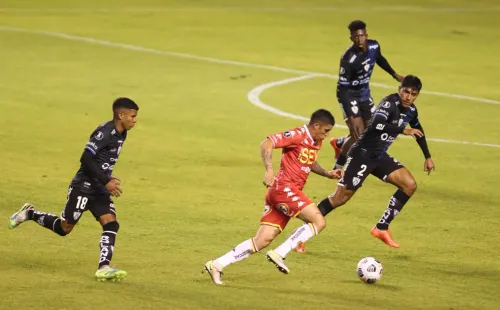 Unión Española no pudo en su visita a Ecuador y quedó eliminado de Copa Libertadores. Foto: Independiente del Valle