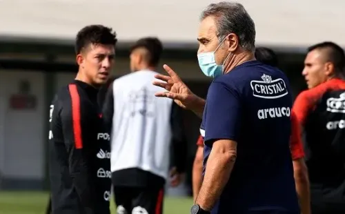 Martín Lasarte espera por su debut al mando de la Roja en eliminatorias. Foto: ANFP