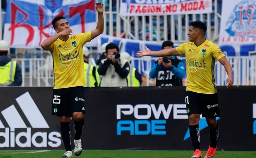 El joven es mirado desde el extranjero con buenos ojos.