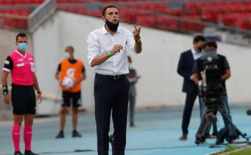 Poyet logró su primer título junto a la UC ante Colo Colo en la Supercopa de Chile.