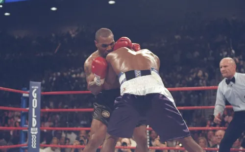 Tyson y Holyfield no chocan en un ring desde el episodio de la mordida en la oreja en 1997. Foto: Getty Images