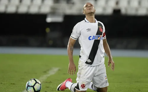 Luis Fabiano con la camiseta de Vasco da Gama, la última que vistió (Getty Images)