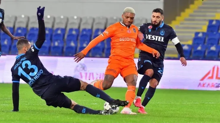 Junior Fernandes, delantero chileno de Istambul Basaksehir