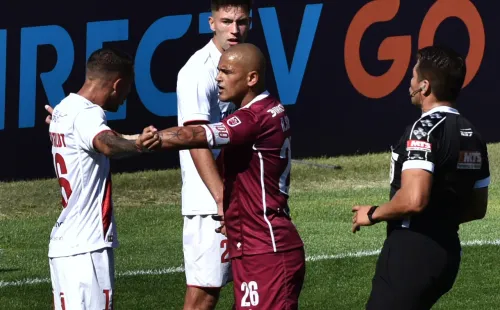 El chuepete Suazo sigue siendo un jugador fundamental para el equipo de Ponce, es capitán y goleador. (Foto: Agencia Uno)
