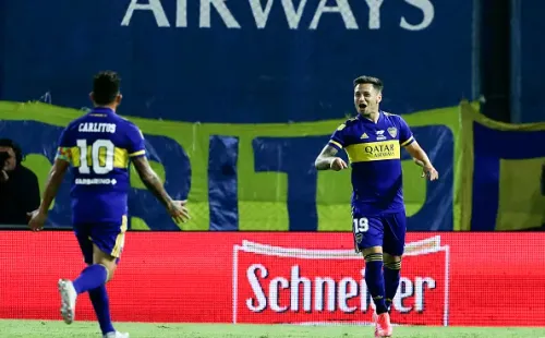 Tévez y Zarate en el triunfo de Boca contra Defensa y Justicia.