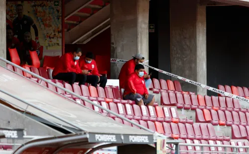 Curicó Unido enfrentó a Deportes La Serena sin suplentes para no arriesgar sanciones. Foto: Agencia Uno
