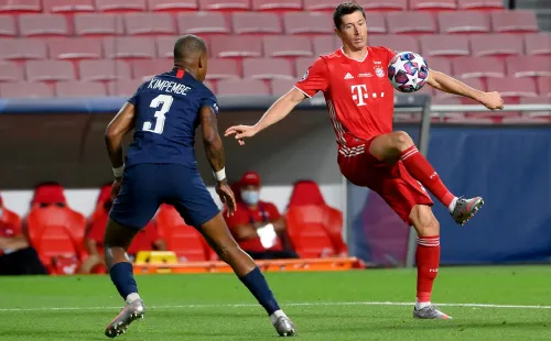 Lewandowski no podrá estar ante PSG debido a una lesión en su rodilla.