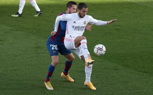 Hazard está listo para volver a las canchas justo para el clásico ante Barcelona. Foto: Getty Images
