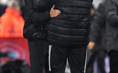 El respeto entre ambos entrenadores es conocido por todos. Además, este duelo nos entregará un duelo de ida y vuelta. (Foto: Getty)