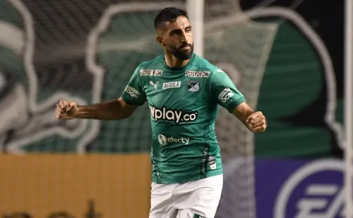 Los dirigidos por Alfredo Arias tienen dos fecha spara segurar su lugar en los cuartos de final. (Foto: Getty)