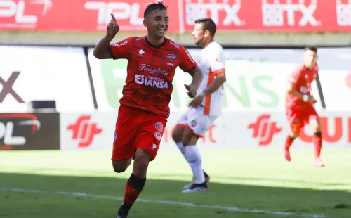 Nicolás Guerra y su gol para Ñublense contra Cobresal.