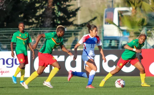 López fue una de las figuras de Chile ante Camerún. Foto: ANFP