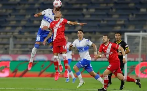 Cruzados y Torteros protagonizaron un intenso duelo en San Carlos de Apoquindo.