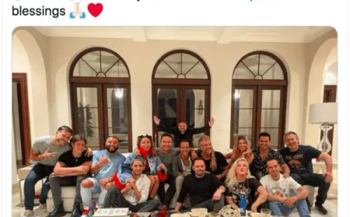 La imagen que muestra a Cami Gallardo participando en la reunión social con Alejandro Fernández, quien ya confirmó su positivo para Covid-19.(1)