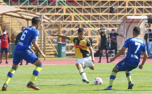 Coquimbo Unido sigue firme en la Primera B. Foto: Agencia Uno
