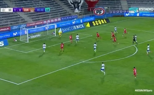 Zampedri estuvo bien posicionado para recibir el balón(FOTO: TNT Sports)