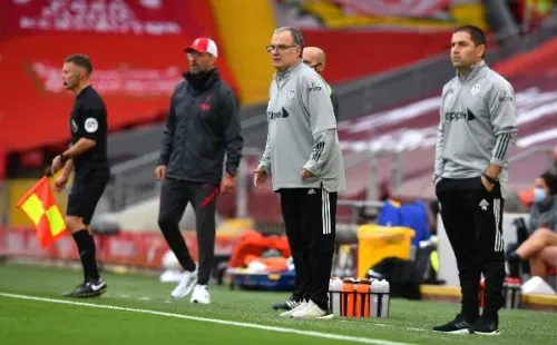 Marcelo Bielsa se volverá a ver las caras con Jurgen Klopp. (Foto: Getty)