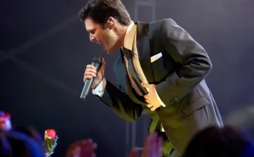 Imagen de Luis Miguel, la serie, con Diego Boneta como protagonista.(2)