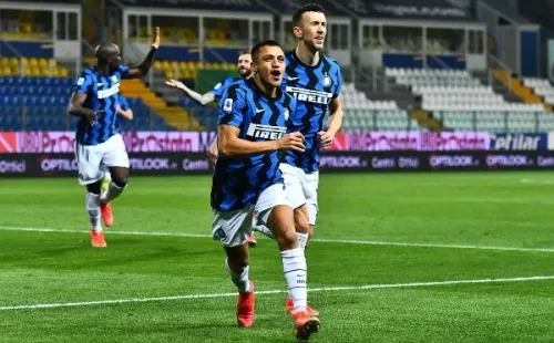 Alexis Sánchez podría ser de la partida ante el Spezia. (Foto: Getty)