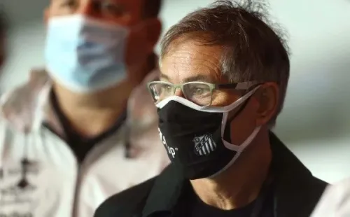 Ariel Holan y Santos pierden en el debut de Copa Libertadores 2021.