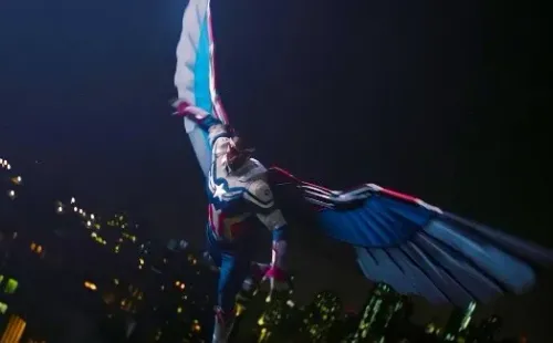 Sam Wilson con su traje de Capitán América en The Falcon and The Winter Soldier. (2)