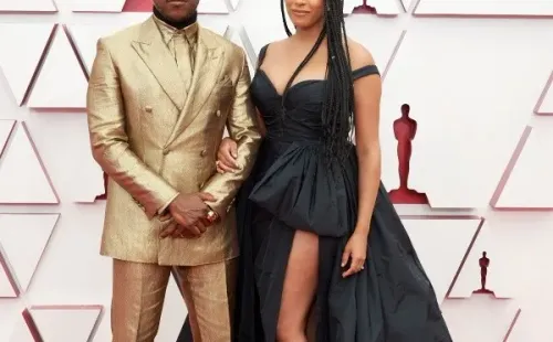 Looks alfombra roja de los Oscar 2021.(4)