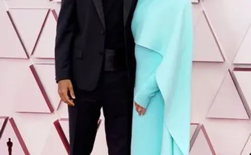 Looks alfombra roja de los Oscar 2021.(23)