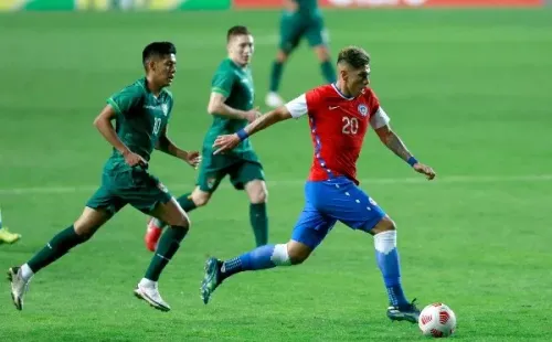 Carlos Palacios en la selección chilena en el debut de Martín Lasarte (Agencia Uno)