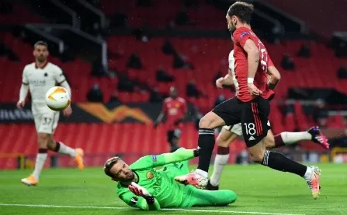 Bruno Fernandes abrió la goleada del Manchester United ante la Roma. Foto: Getty Images