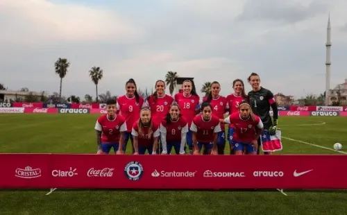 El equipo de Chile que consiguió los boletos a los JJ.OO. frente a Camerún.