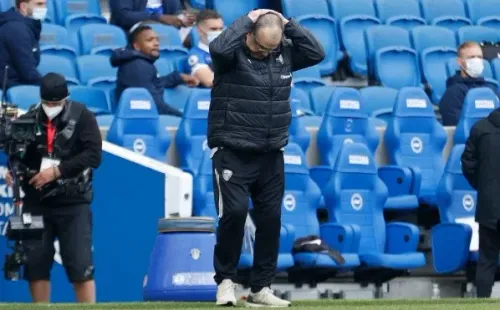 Marcelo Bielsa perdió la racha de seis partidos sin saber de derrotas. Foto: Getty Images