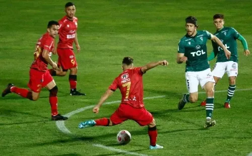 Wanderers enfrentará a la U con el registro de cero puntos y la derrota contra Ñublense. (Foto: Agencia UNO)