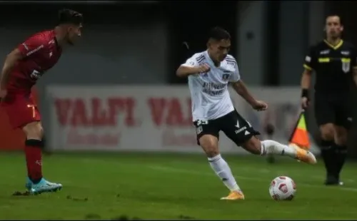 Los albos sufrieron un 5-1 ante Ñublense.