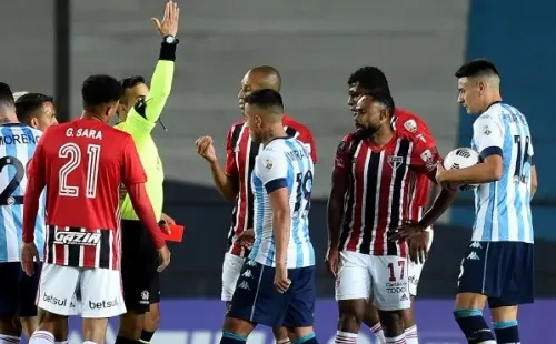 La expulsión en la que Piero Maza se ganó todas las críticas. Foto: Getty Images