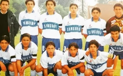 ¿Los reconoces? Juvenal Olmos y Humberto Suazo en las inferiores de Universidad Católica. Foto: Archivo