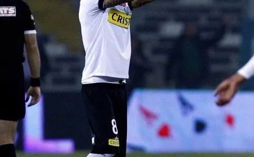 Vidal fue tricampeón con Colo Colo y cuando vuelva a Chile espera repetir esa experiencia. Foto: Agencia Uno.